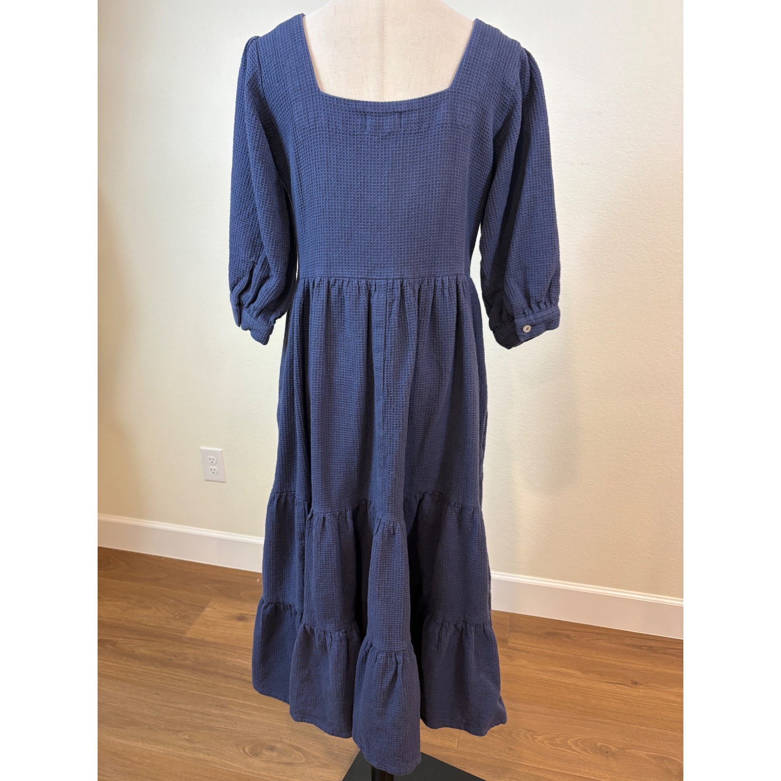 Seamsfriendly Midi Dress Womens 40 Navy Blue Waffle Cotton Tiered Modest Cottage — image 5 of 8